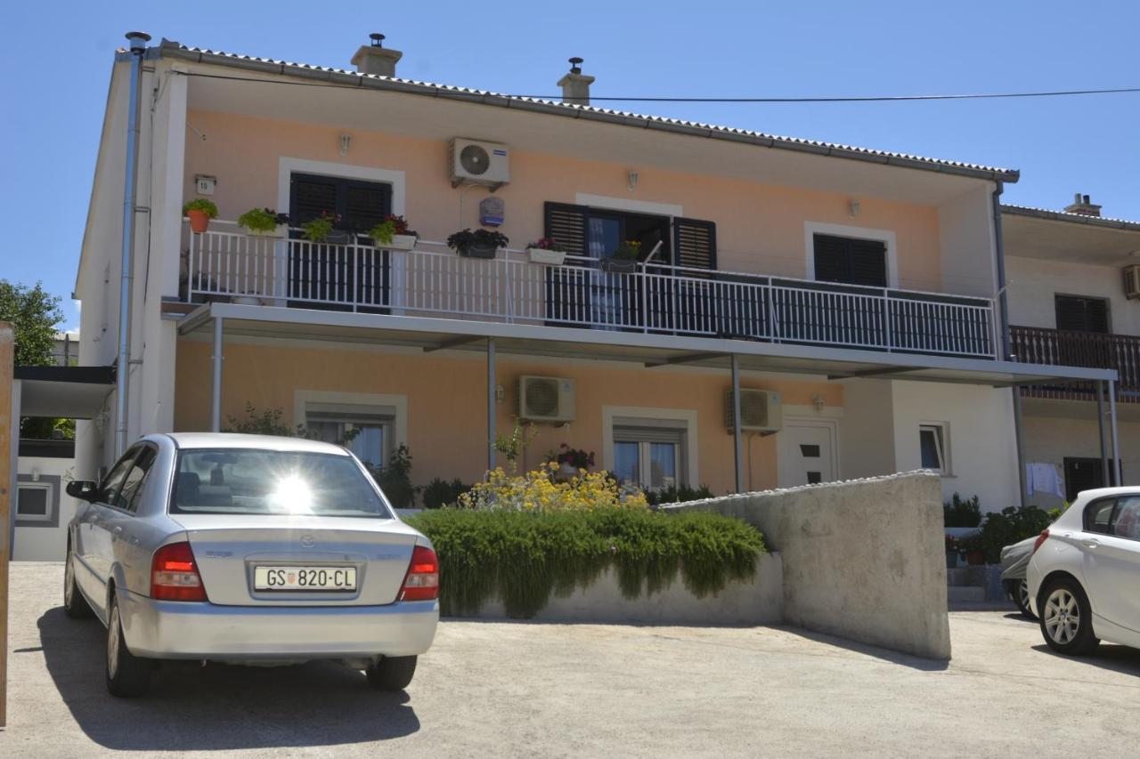 Apartment Lana Senj  Buitenkant foto