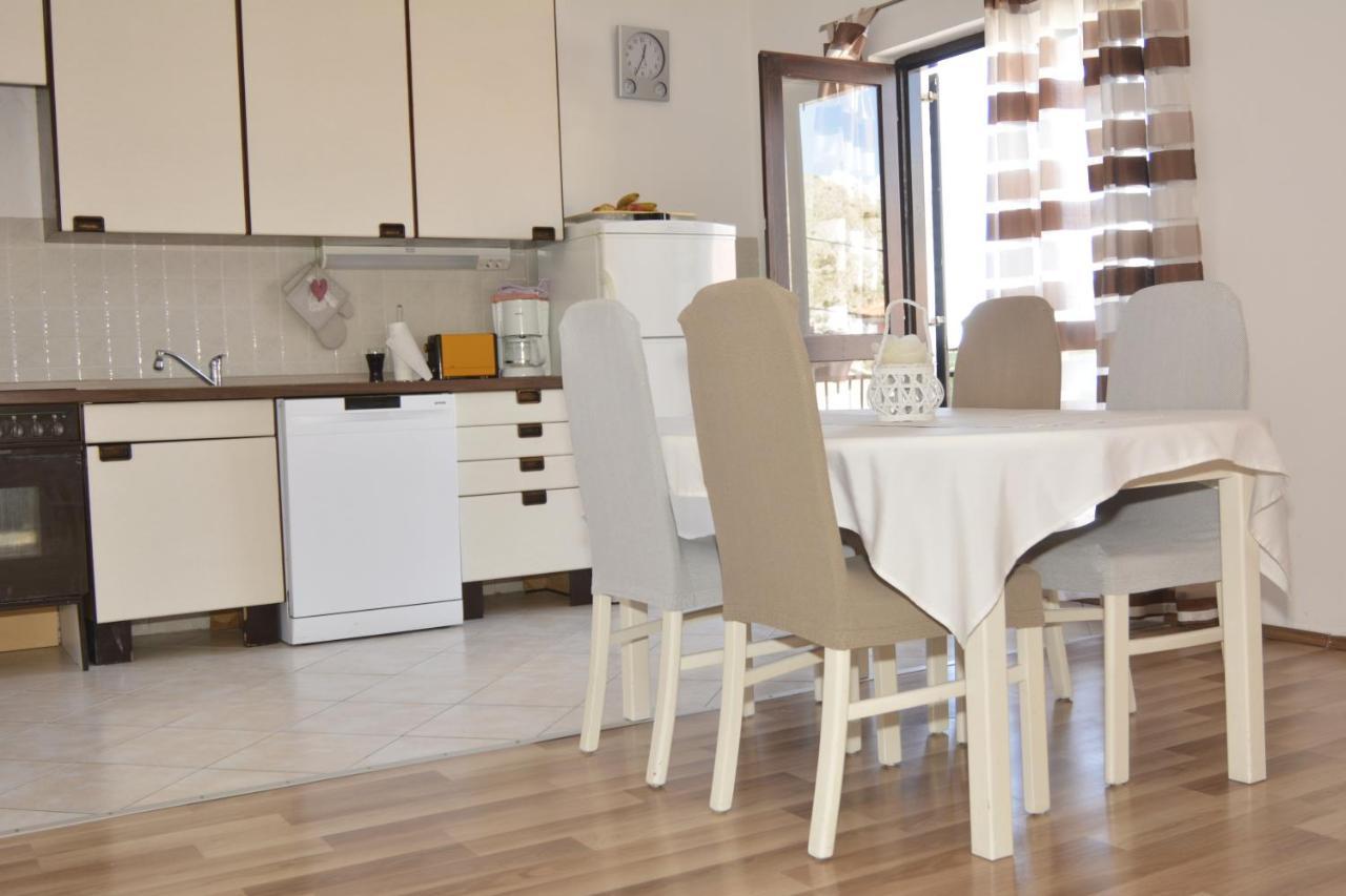Apartment Lana Senj  Buitenkant foto