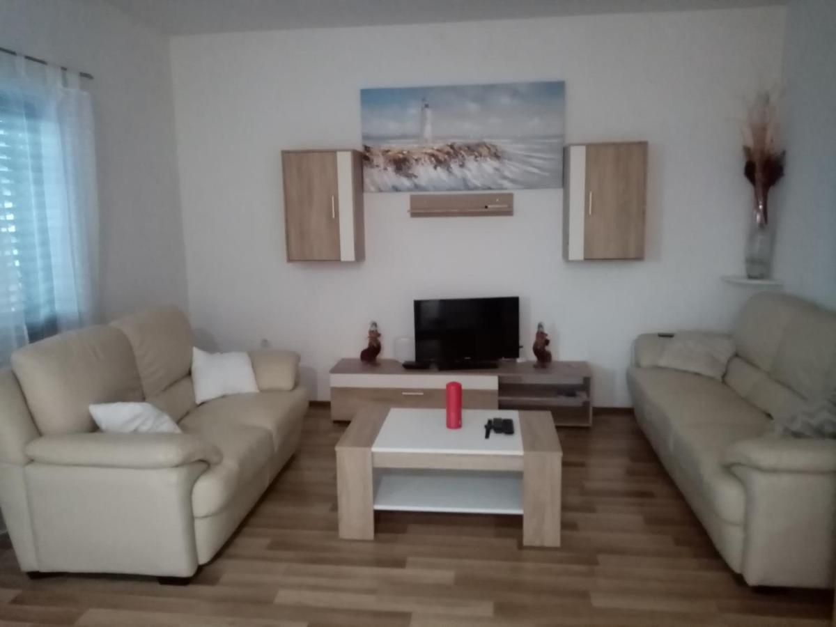 Apartment Lana Senj  Buitenkant foto