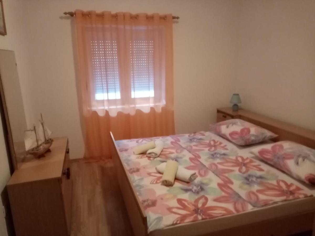 Apartment Lana Senj  Buitenkant foto