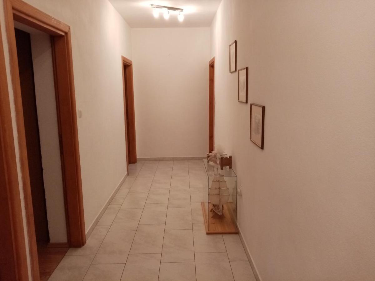Apartment Lana Senj  Buitenkant foto